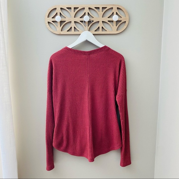 Wild Fable Button Up Waffle Knit Top Maroon Sz Medium - Picture 6 of 9